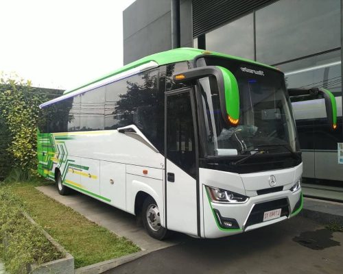 Sewa Bus Medium Long 40 Seats Jogja