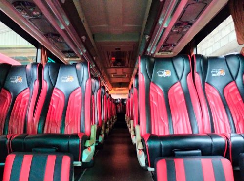 Sewa Bus Pariwisata di Jogja Acropolis Trans