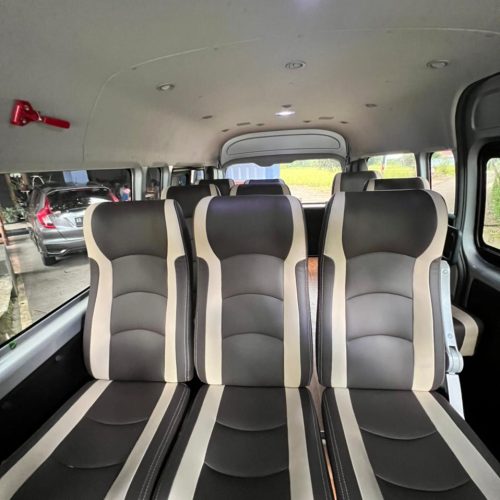 Sewa Hiace Premio di Jogja